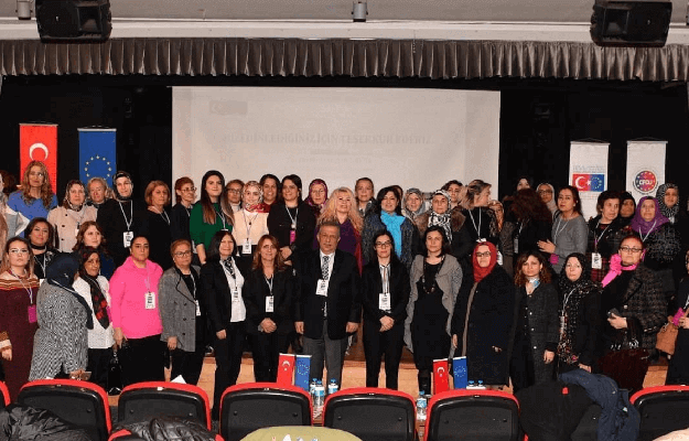İş Bilen Kadınlar Geliyor Projesi