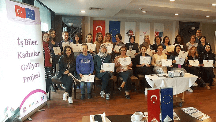 İş Bilen Kadınlar Geliyor Projesi